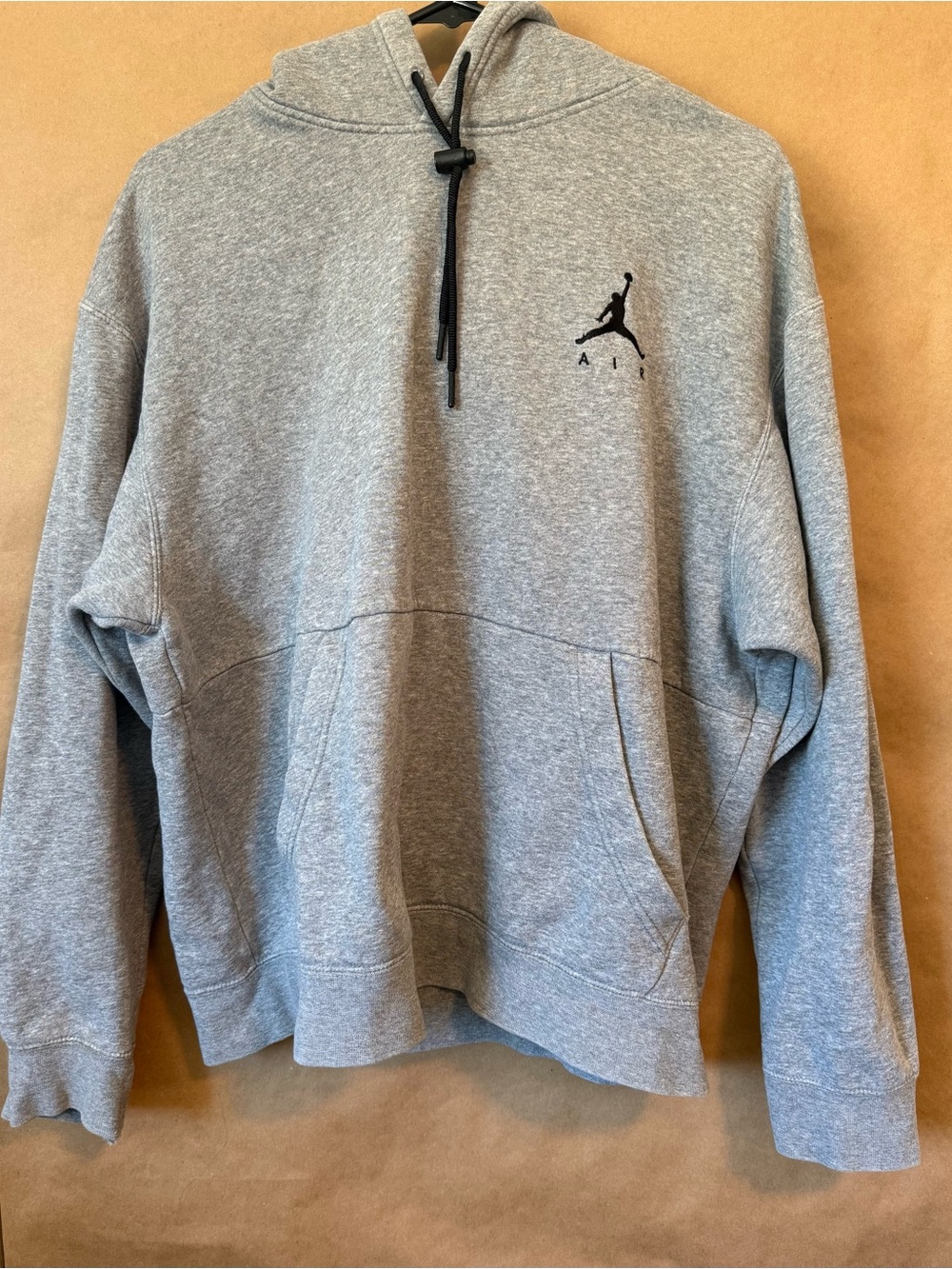 Nike Men’s Jordon Jumpman Air Hoodie in Carbon Heather Gray - size Large